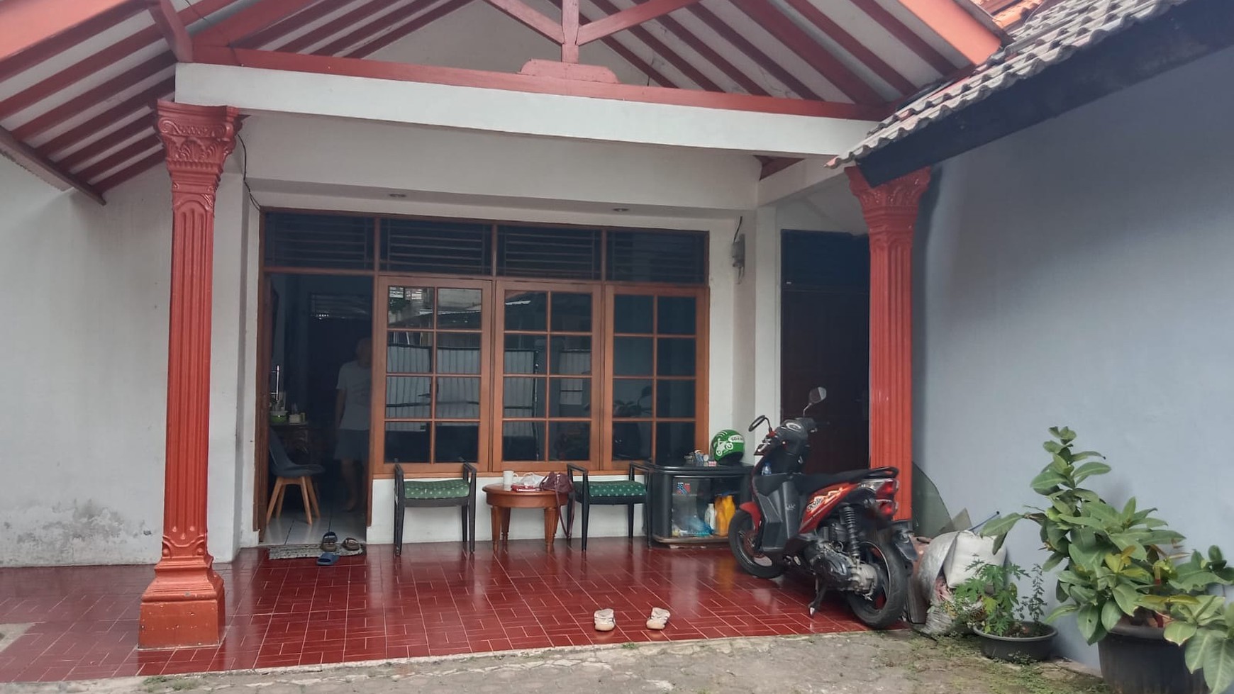 Rumah Murah Hitung Tanah dan Strategis @Pesanggrahan