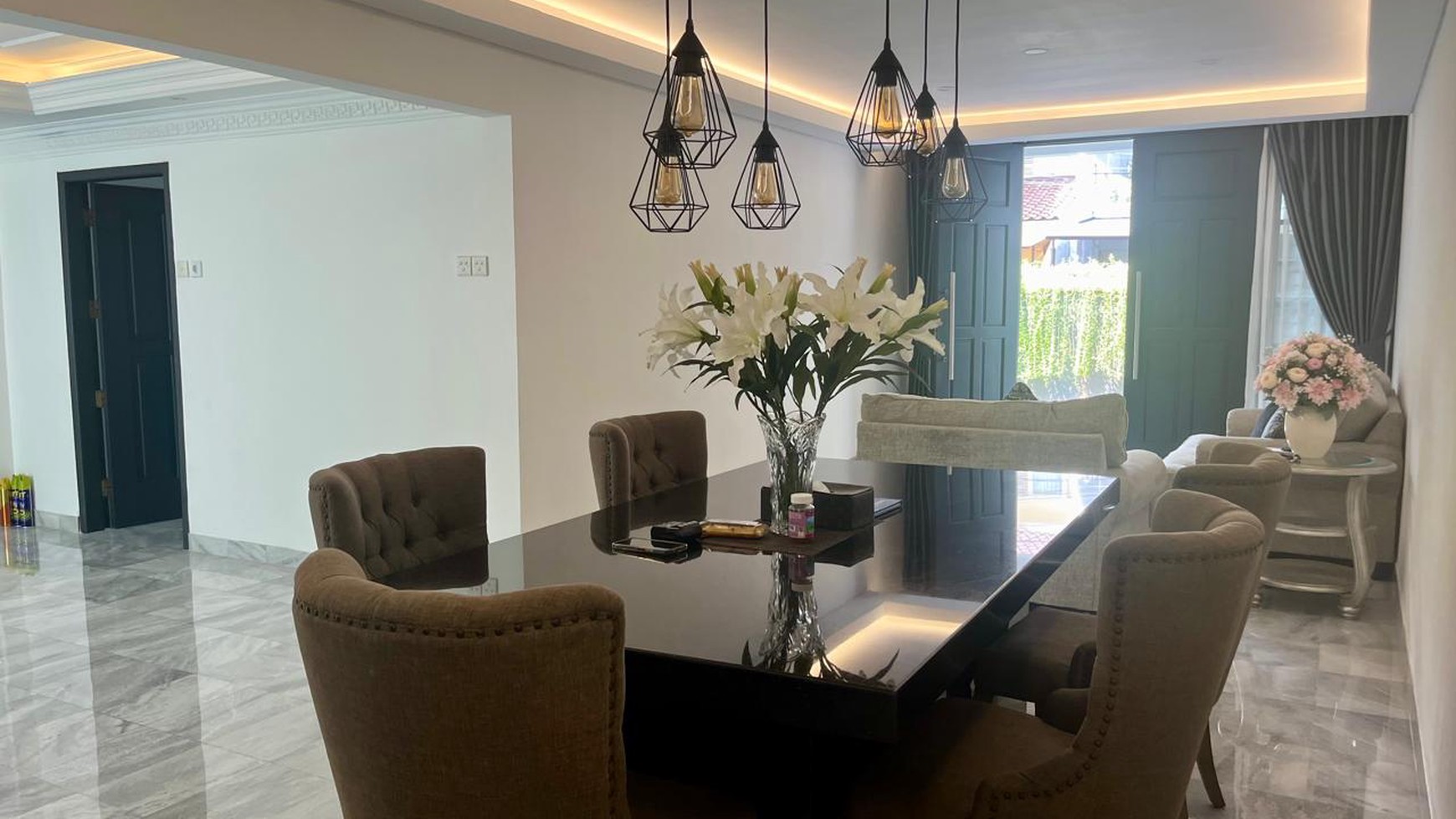 Rumah Hitung Tanah Area Cipete