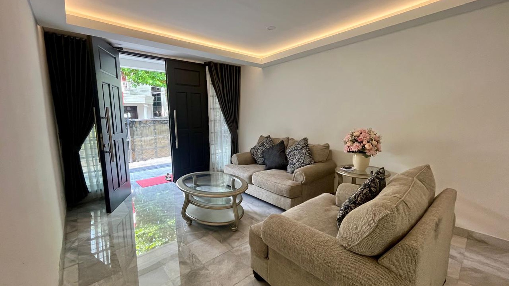 Rumah Hitung Tanah Area Cipete