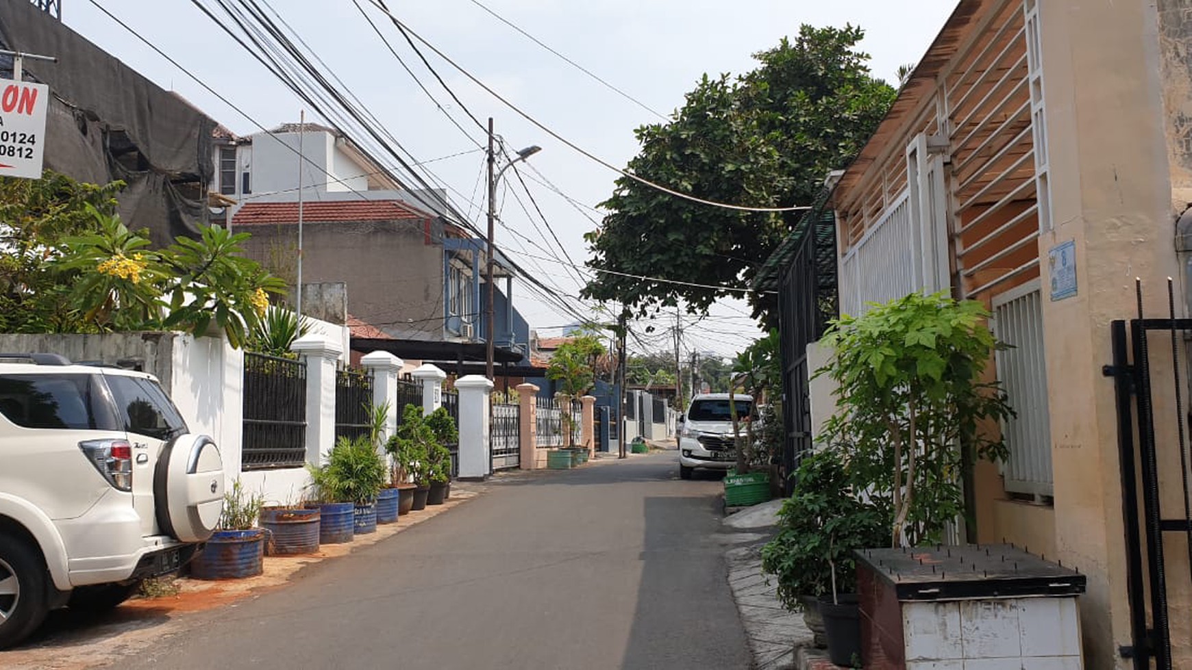 Rumah Bagus Murah Di Jl Keselamatan Tebet DKI Jakarta Selatan