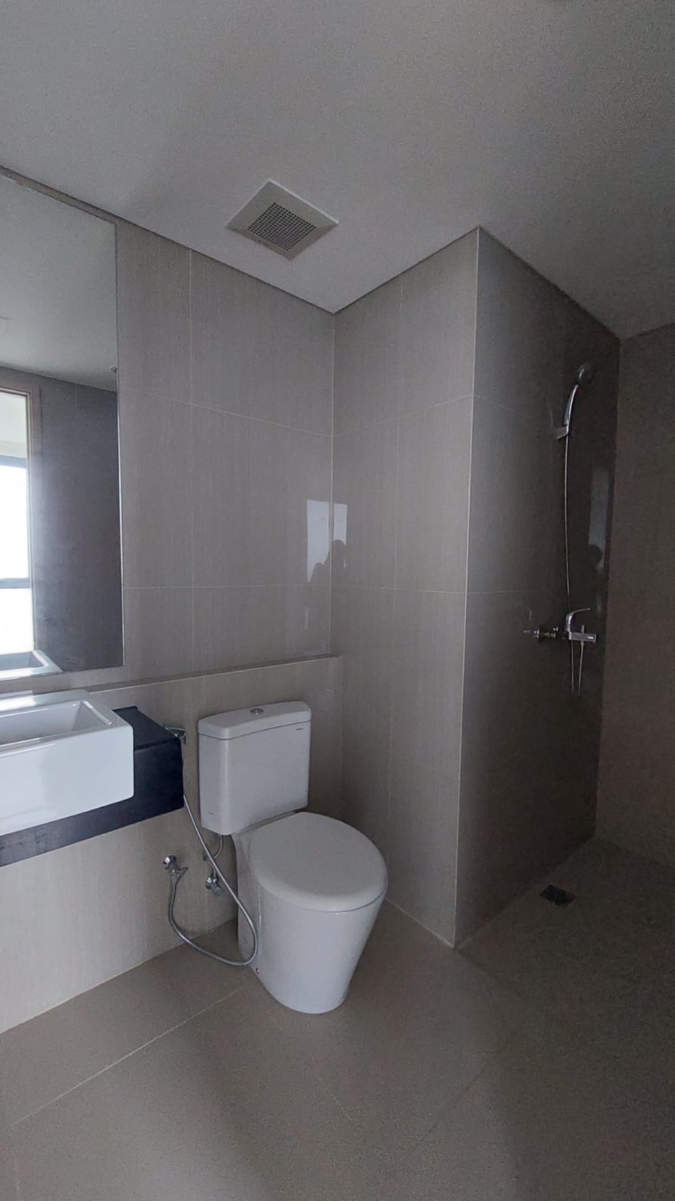 Apartemen Strategis dengan Fasilitas Lengkap @Emerald Bintaro