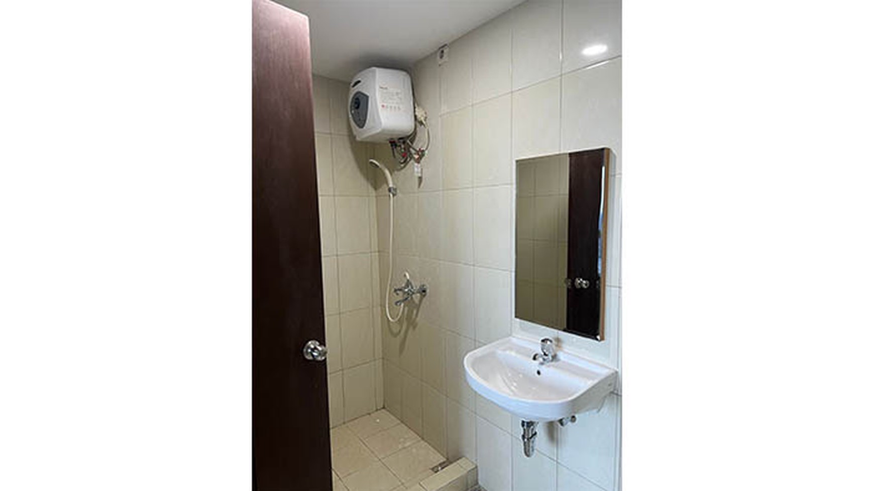 Apartemen Callia Pulomas, Full Furnished, New Unit, View Kelapa Gading 