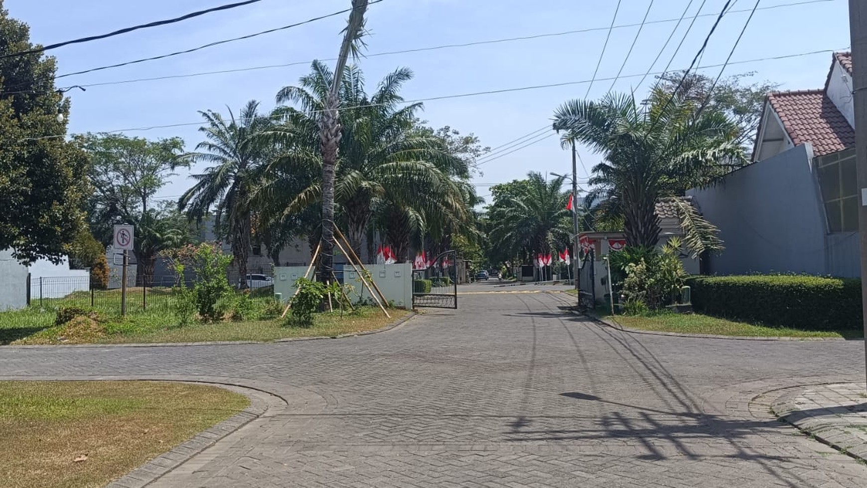 Dijual Rumah Harga Bawah Pasaran di Citra Harmoni Cluster De Rhapsody, Trosobo Sidoarjo