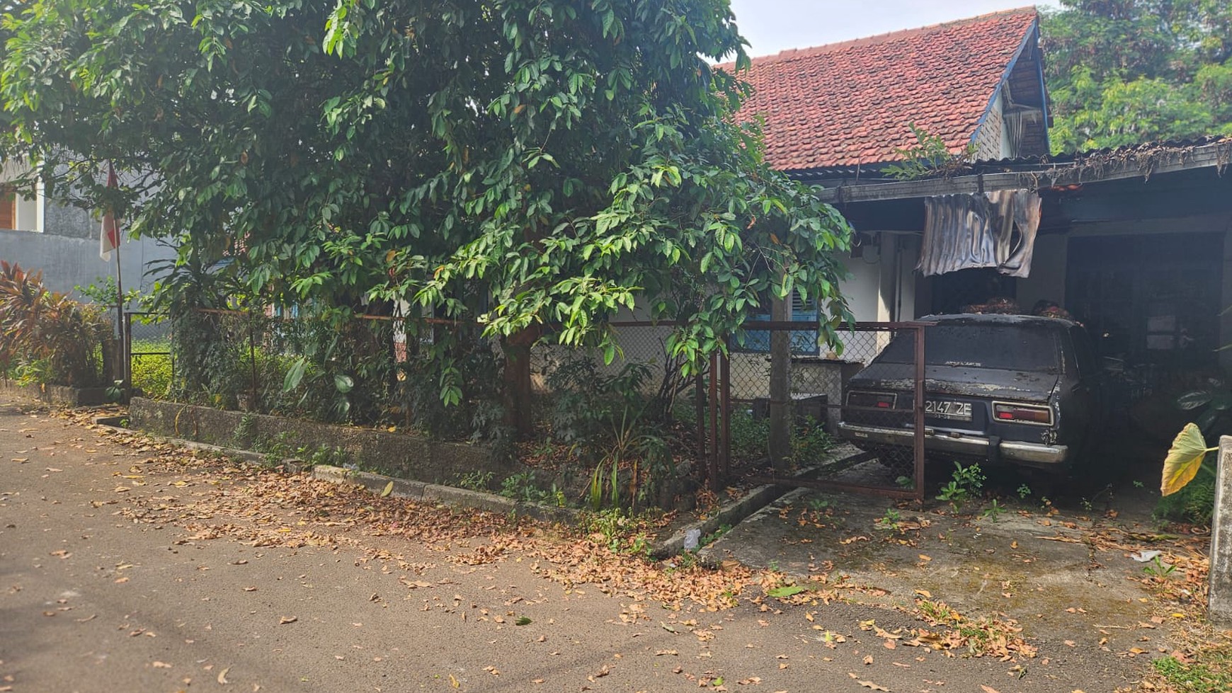 Rumah hitung tanah dalam komplek aman dan asri  Cilandak , Jakarta Selatan