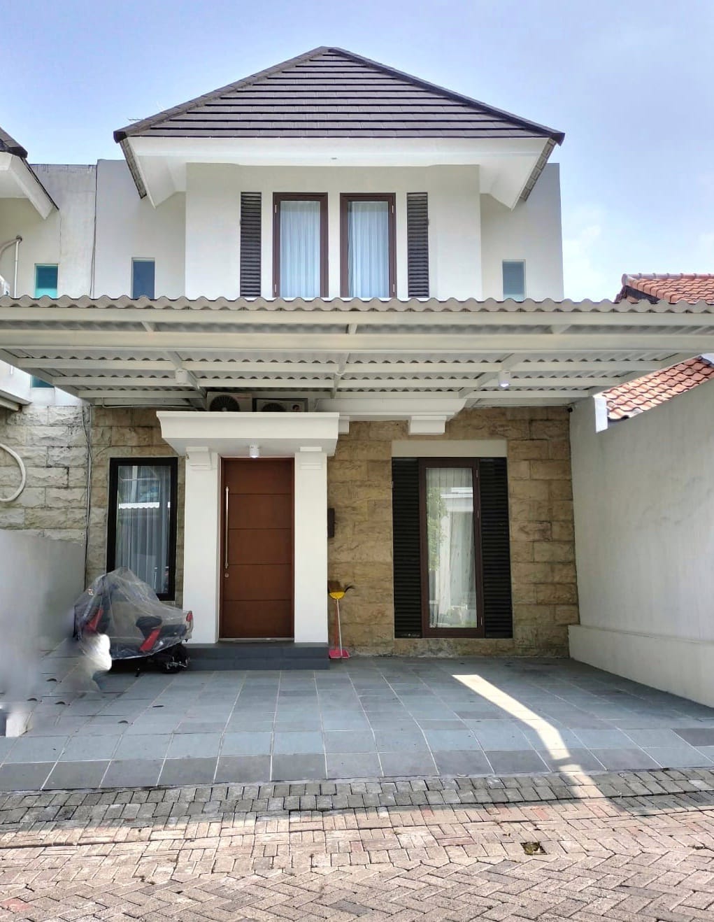 Dijual Rumah Furnish di Taman Puspa Raya Citraland