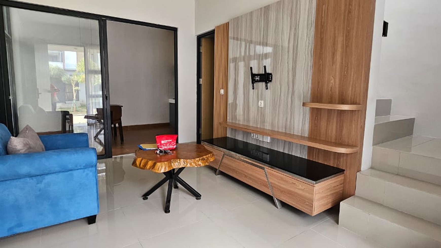 Disewa Rumah Cantik Full Furnished Cluster Yuthica BSD City