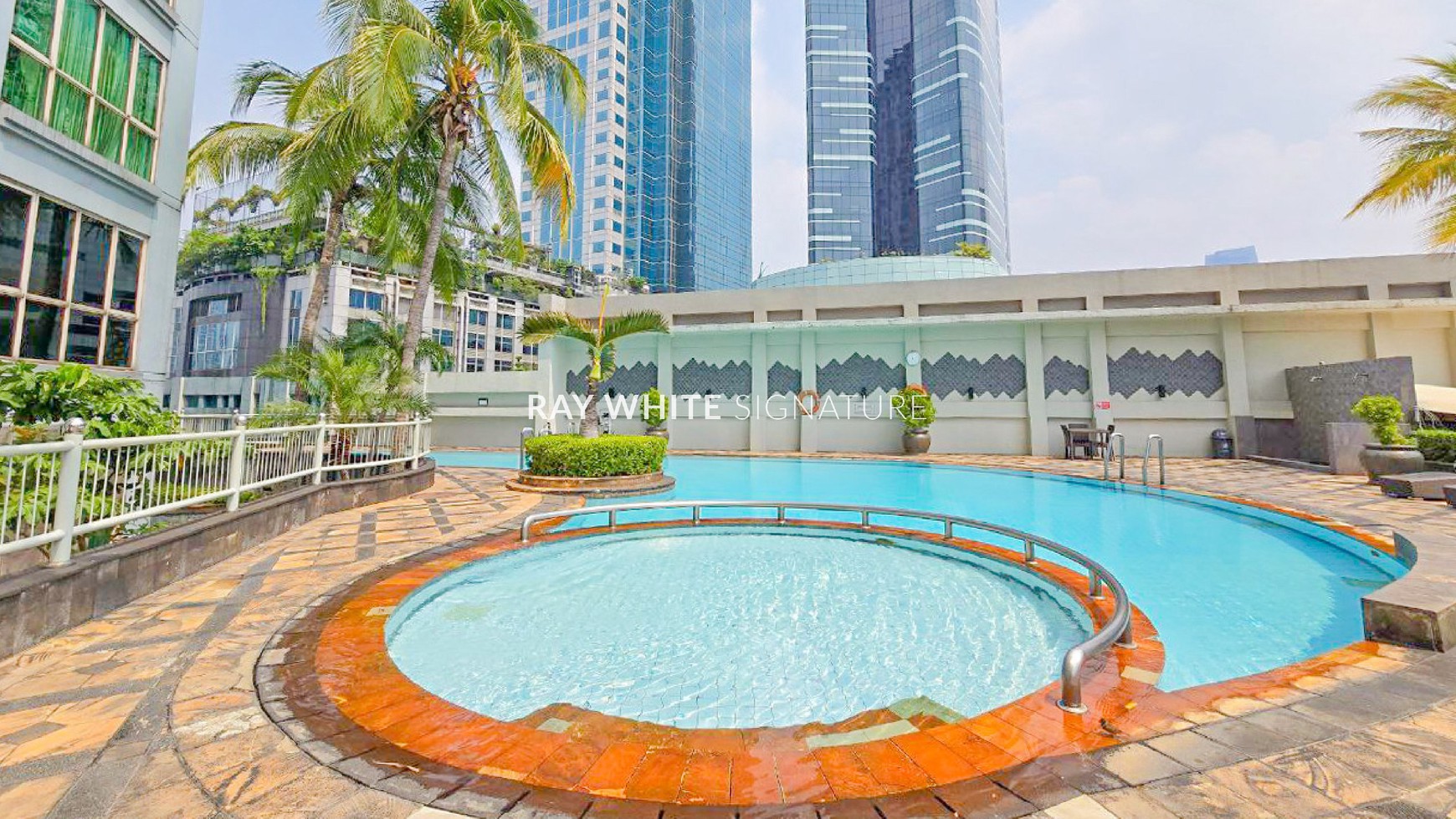 Dijual Apartemen 3 Bedrooms di Puri Imperium Tower 1