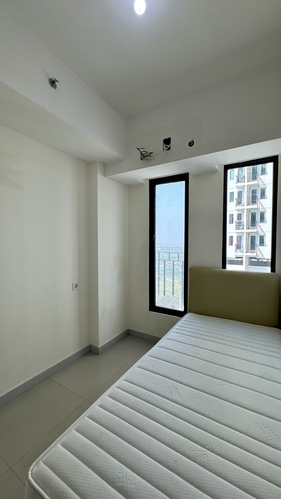 Dijual Apartemen Osaka Riverview, Pik2