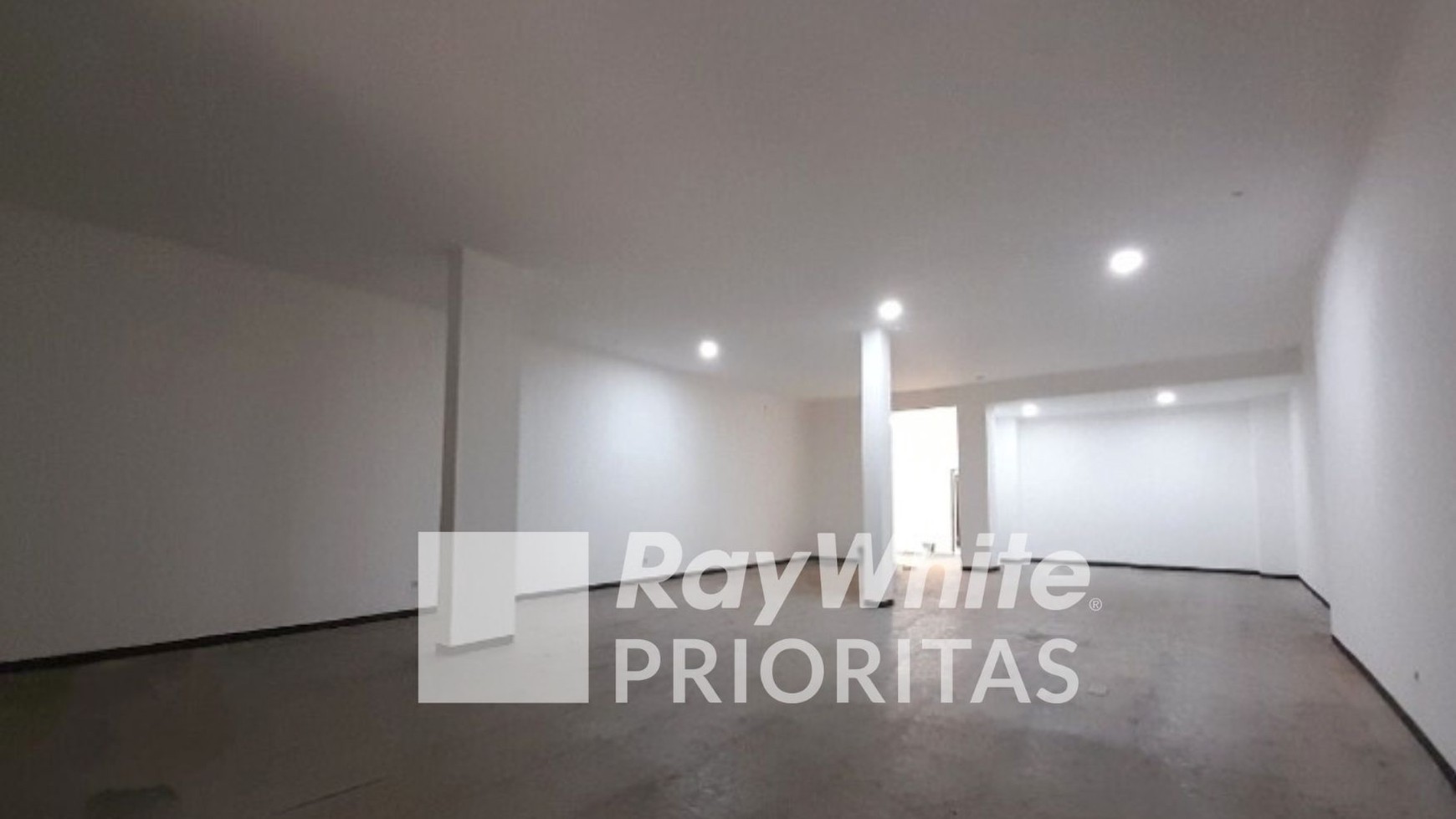 Rumah Hitung Tanah Area Cipete