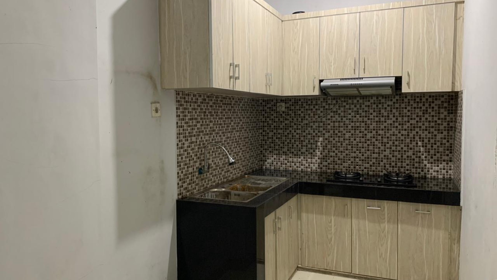 Dijual Rumah di Griya Aviva Townhouse Ciputat selangkah ke bintaro