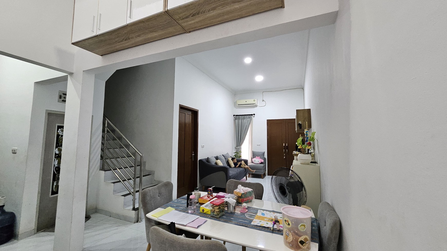 Rumah modern minimalis 2 lantai dekat Summarecon Crown Gading, Bekasi