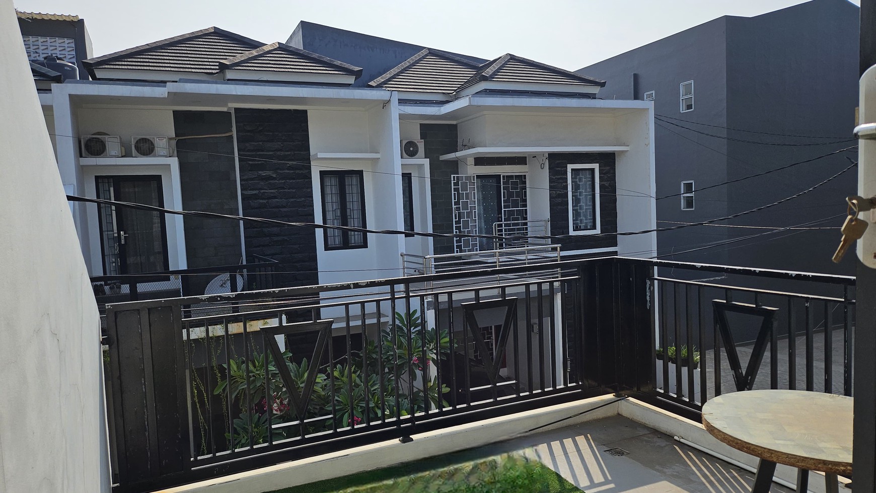 Rumah modern minimalis 2 lantai dekat Summarecon Crown Gading, Bekasi