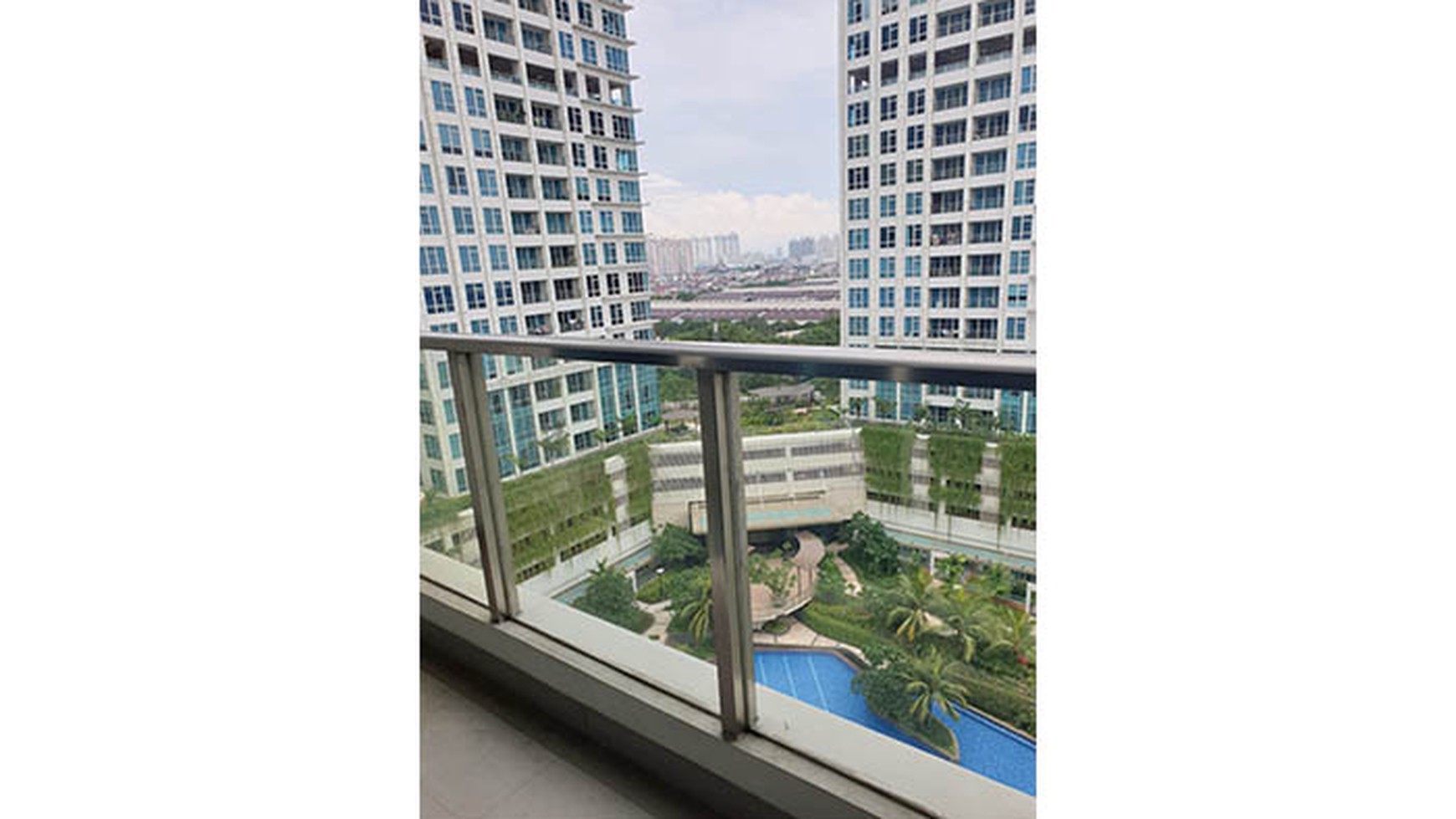 Apartemen The Kensington Twr Dallington, Kelapa Gading 