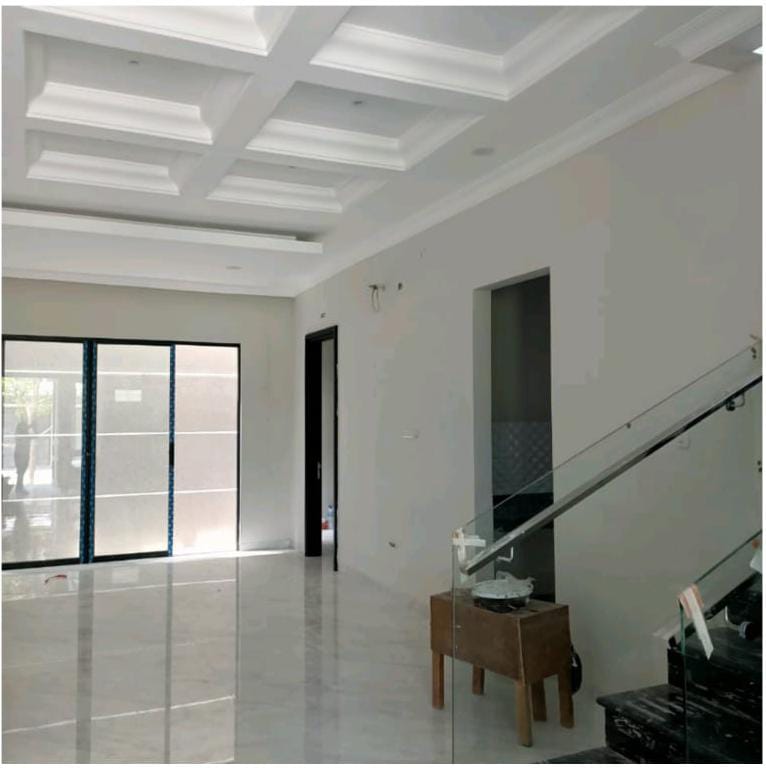 Dijual Rumah Baru Modern di Woodland Citraland Surabaya