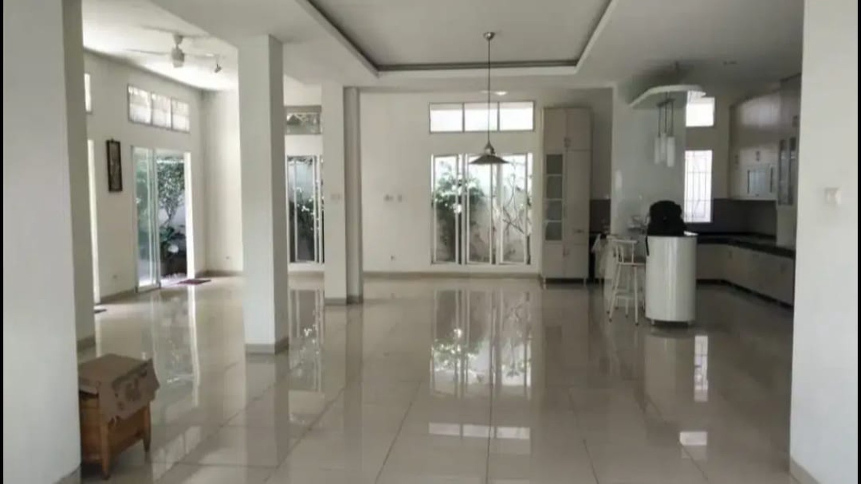 Rumah Cantik, dalam Cluster di Bintaro