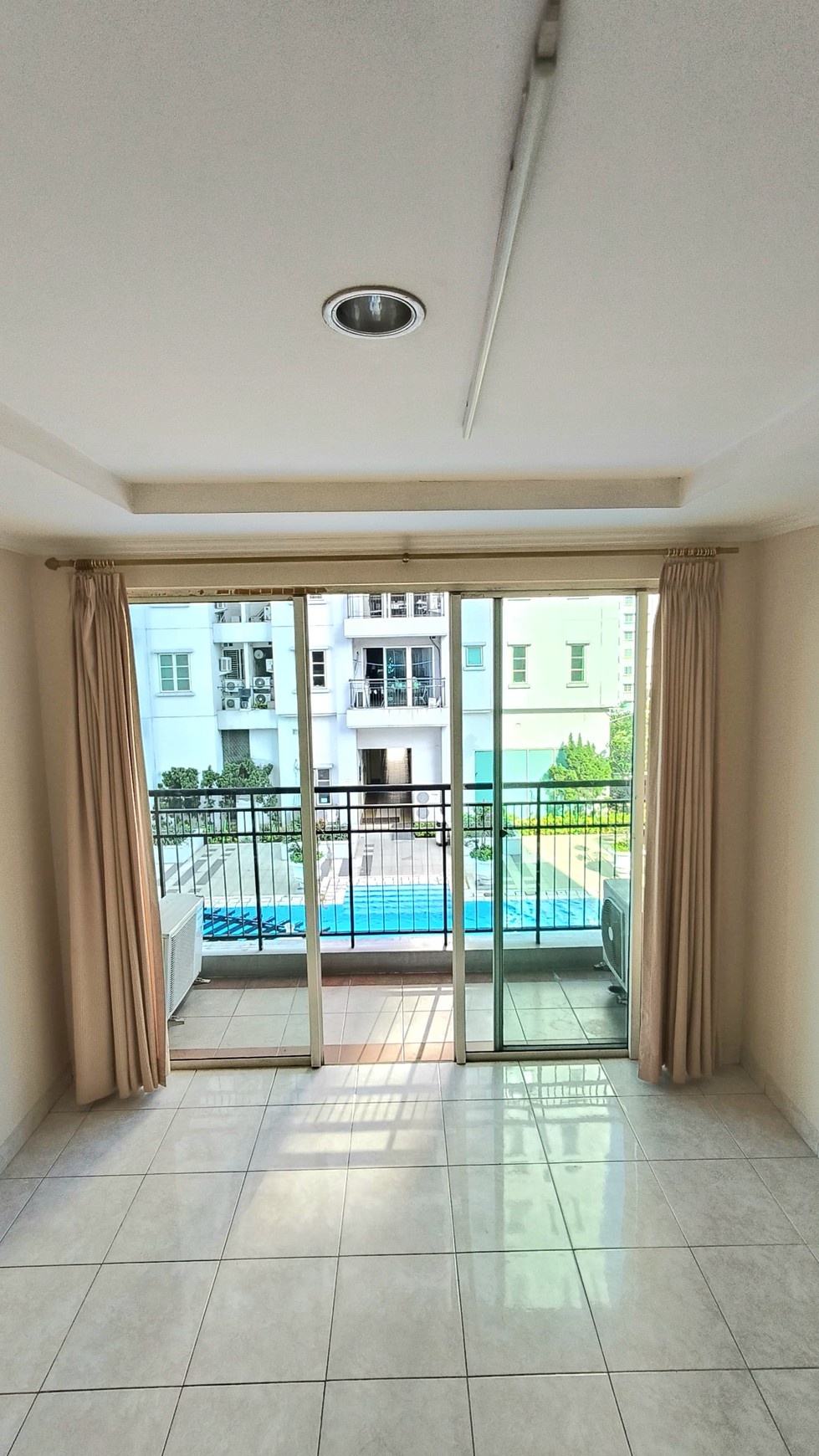 Apartemen French Walk, Twr Evian Garden, Kelapa Gading