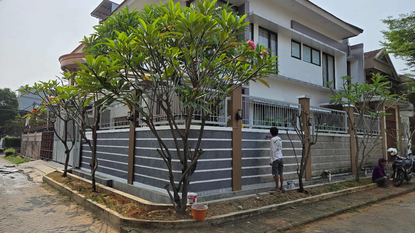 Dijual Rumah Lux Hook di Perkici Bintaro Sektor 5, Bintaro Jaya.