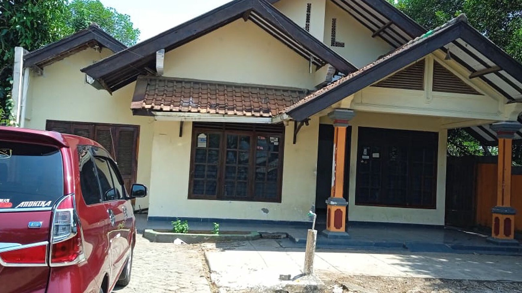 Rumah Hitung Tanah Area Cipete