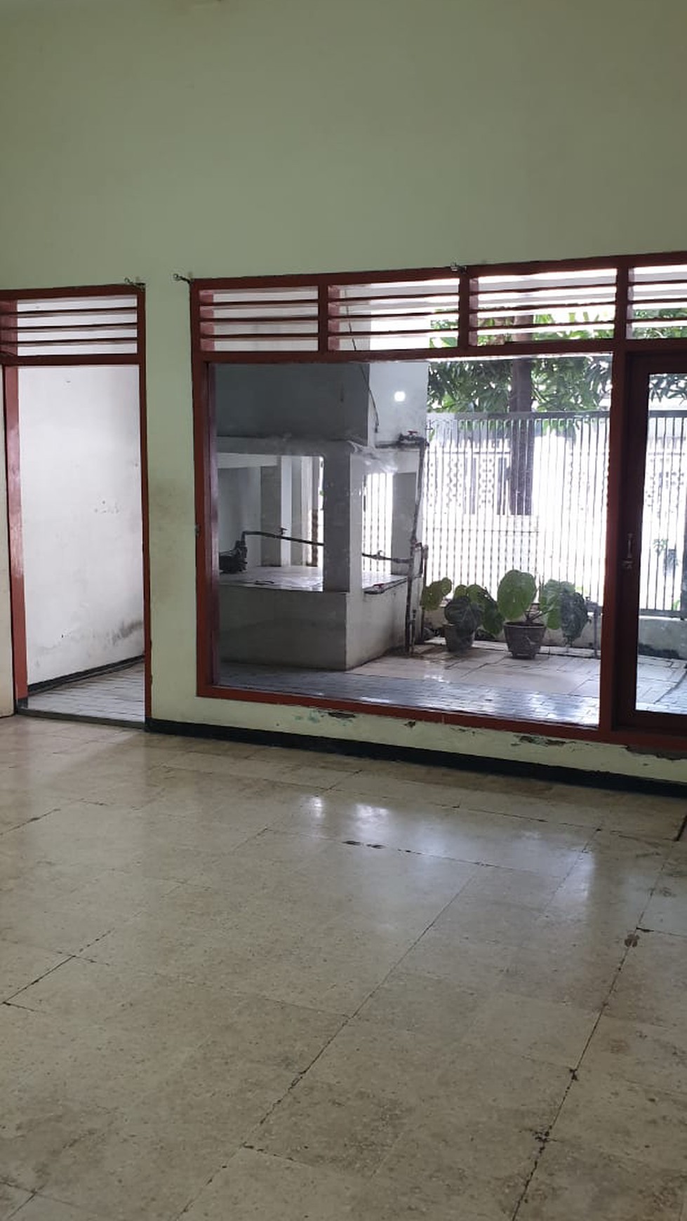 RUMAH DIJUAL Dukuh Kupang Barat