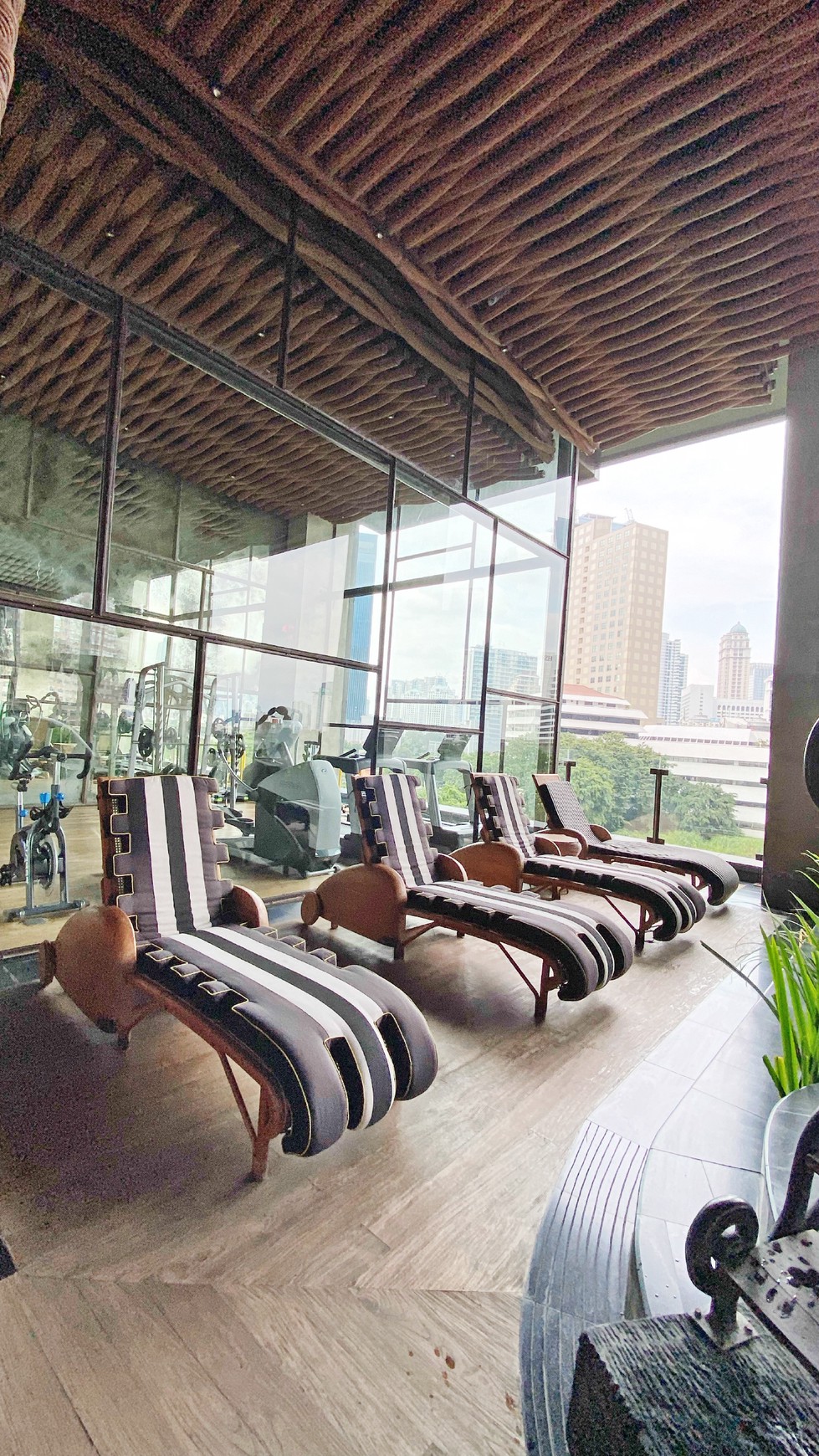 Dijual Apart Bagus Di Apart Sudirman Suites, Jakarta Pusat