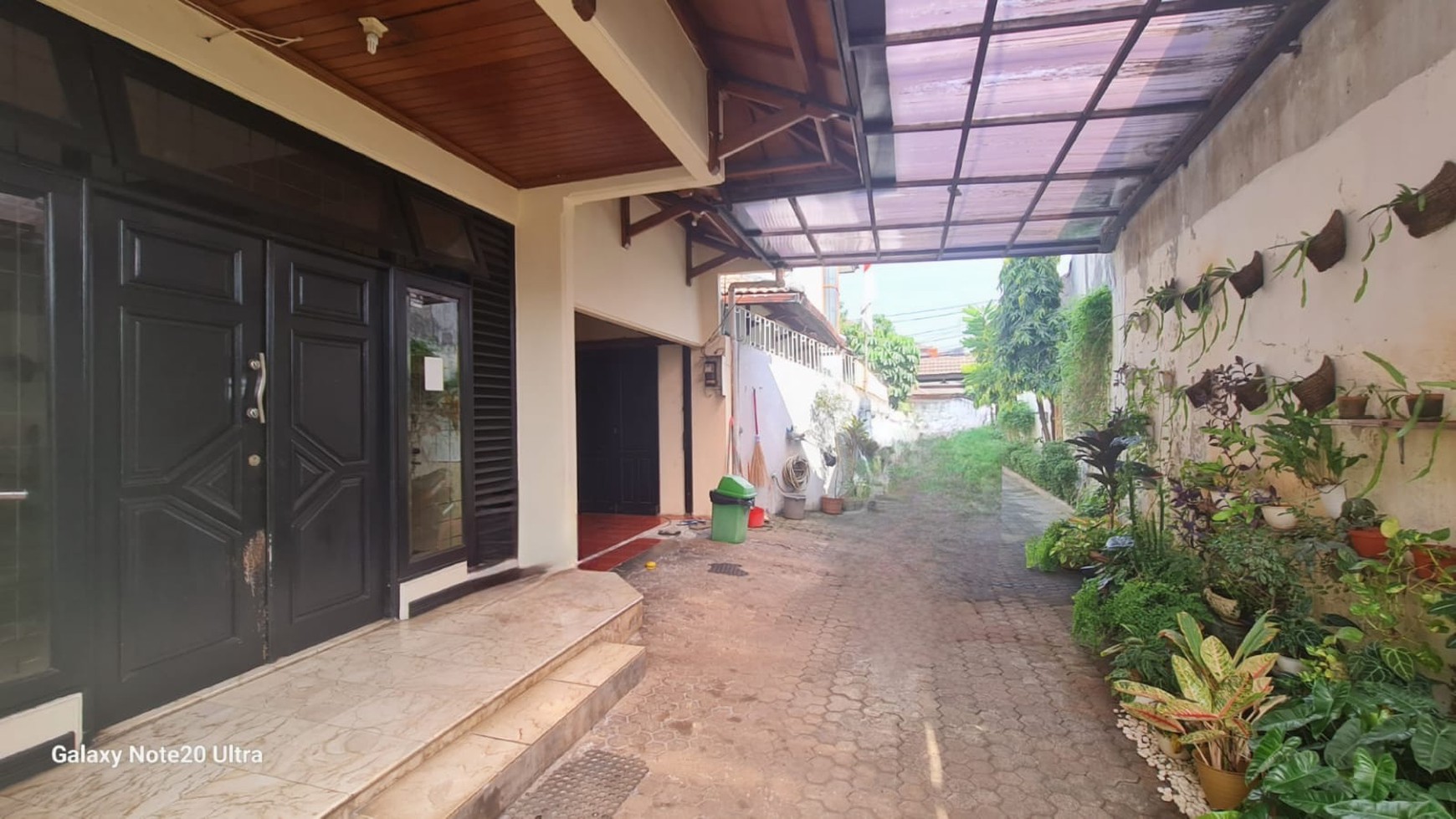 Rumah di area Pasar Minggu