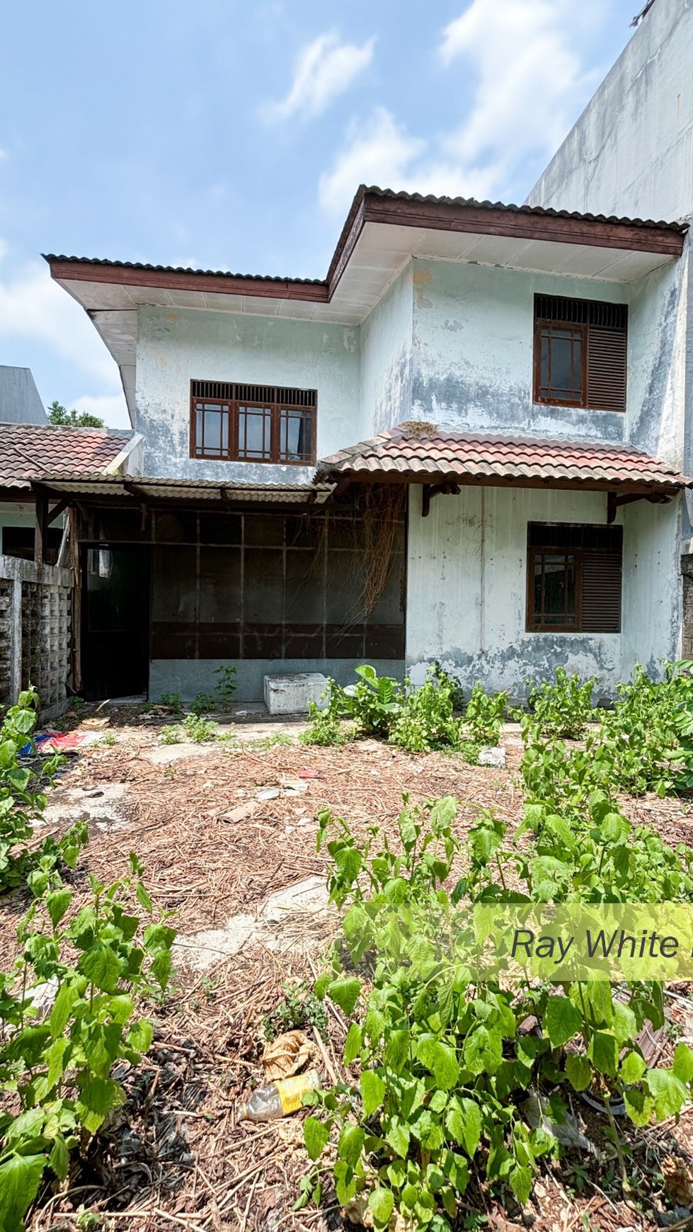 RUMAH TUA HITUNG TANAH DALAM KOMPLEK GIRILOKA BSD CITY, TAMGERANG SELATAN #CHWW