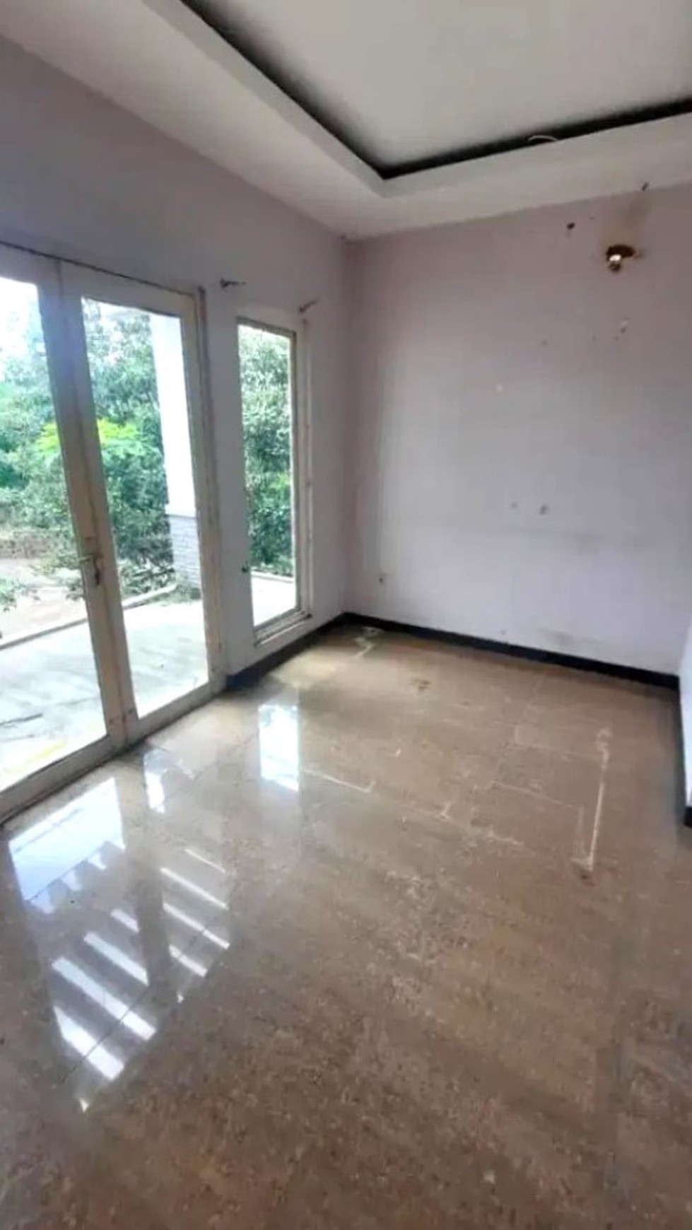 Rumah Hoek Murah Perumahan Green Park Residence Jatiwarna Bekasi