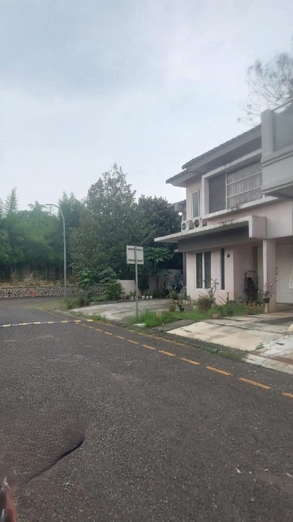 Rumah Hoek Murah Perumahan Green Park Residence Jatiwarna Bekasi