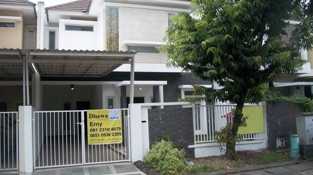 Rumah di Taman Rivera Regency Rungkut Surabaya Timur, 2 Lantai, Minimalis, Bagus + Terawat, Siap Huni !!