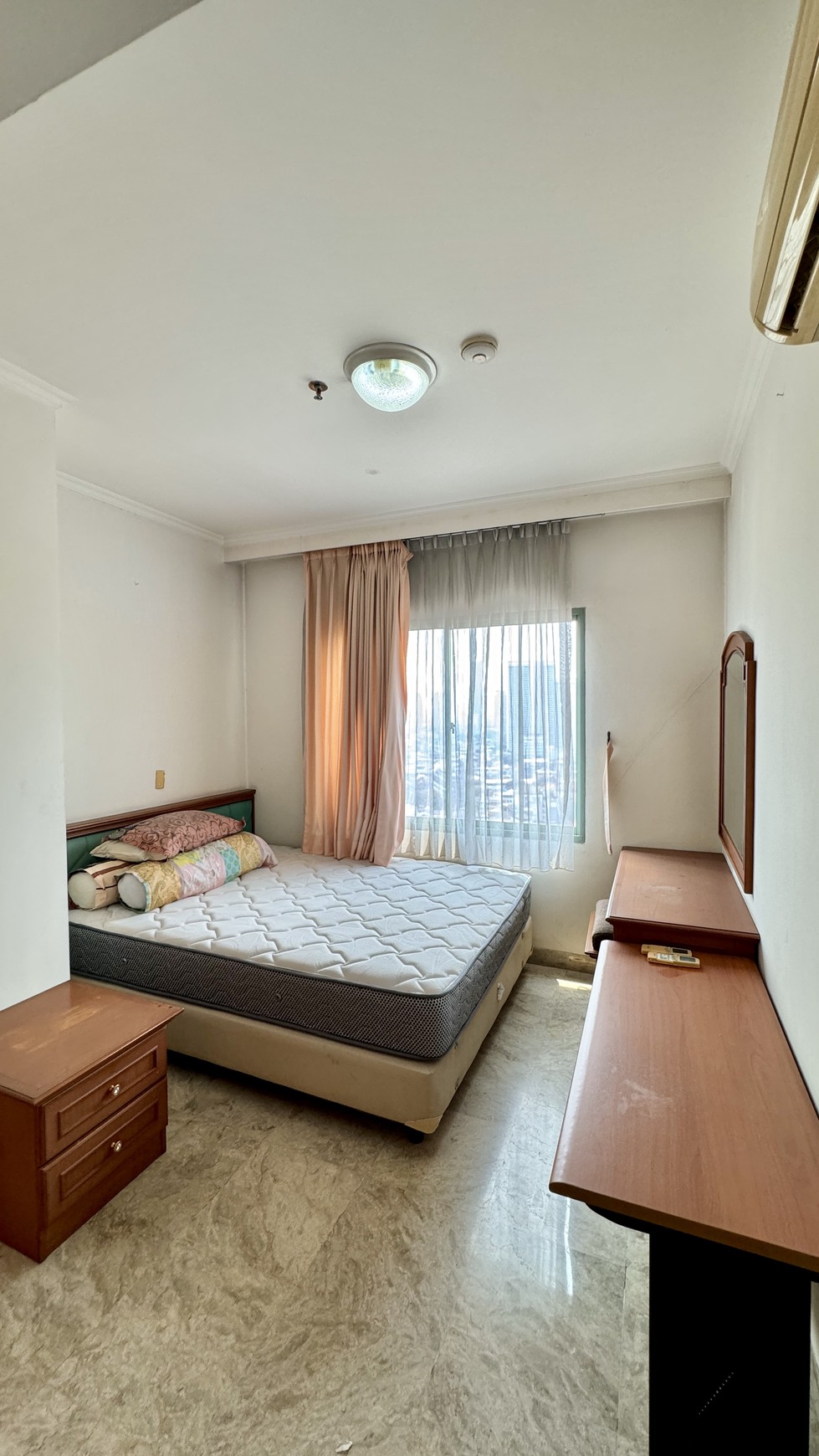 Dijual  Apartemen Ambasador 1, Kuningan Jakarta Selatan