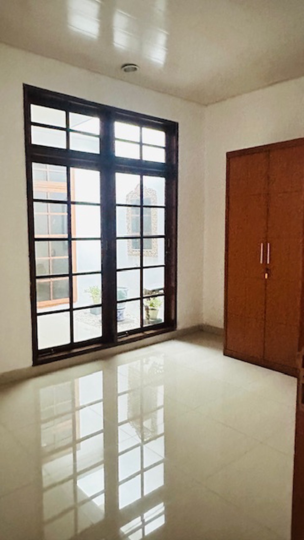 Rumah Asri di Kawasan Elite Kemang