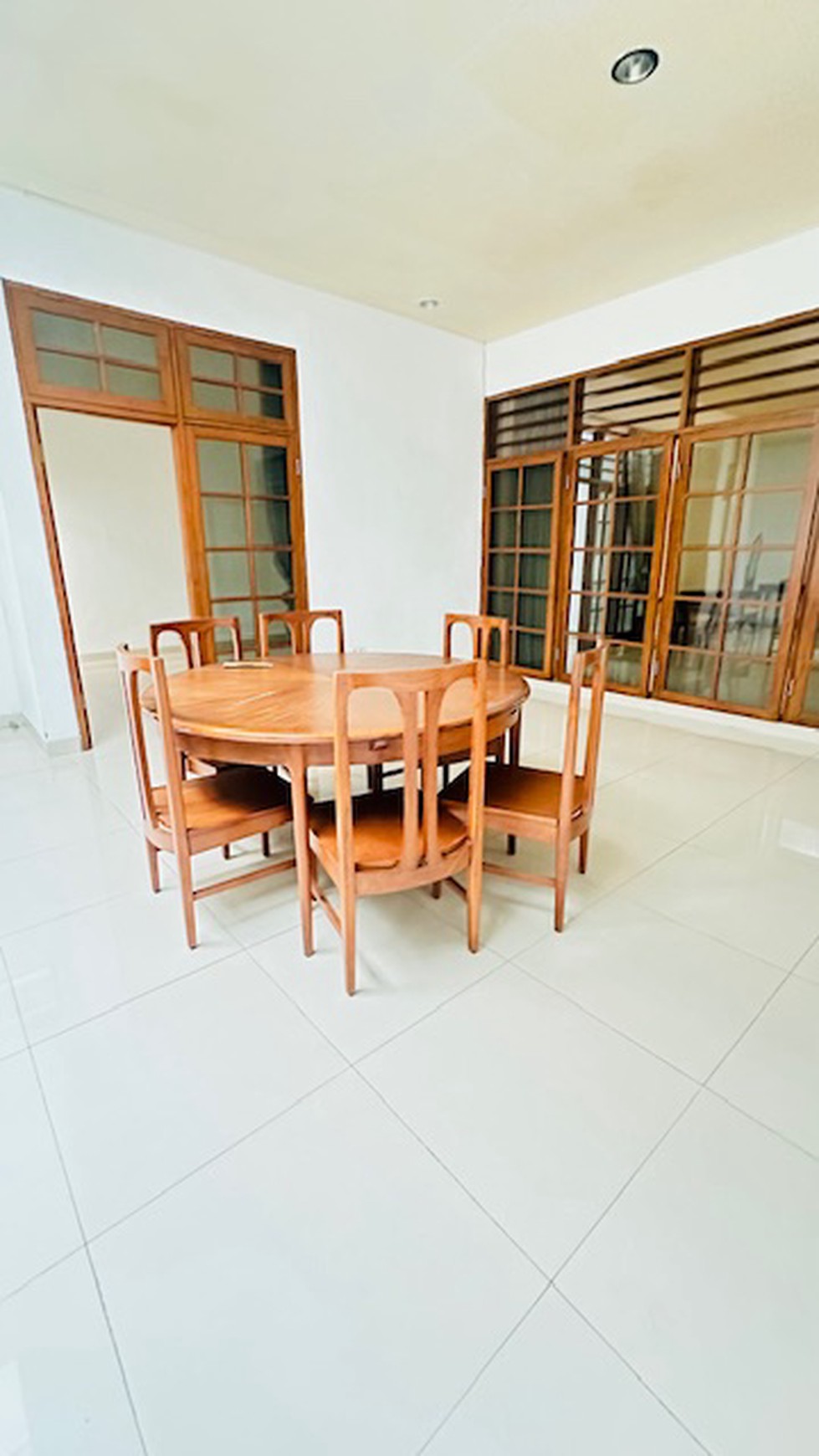 Rumah Asri di Kawasan Elite Kemang