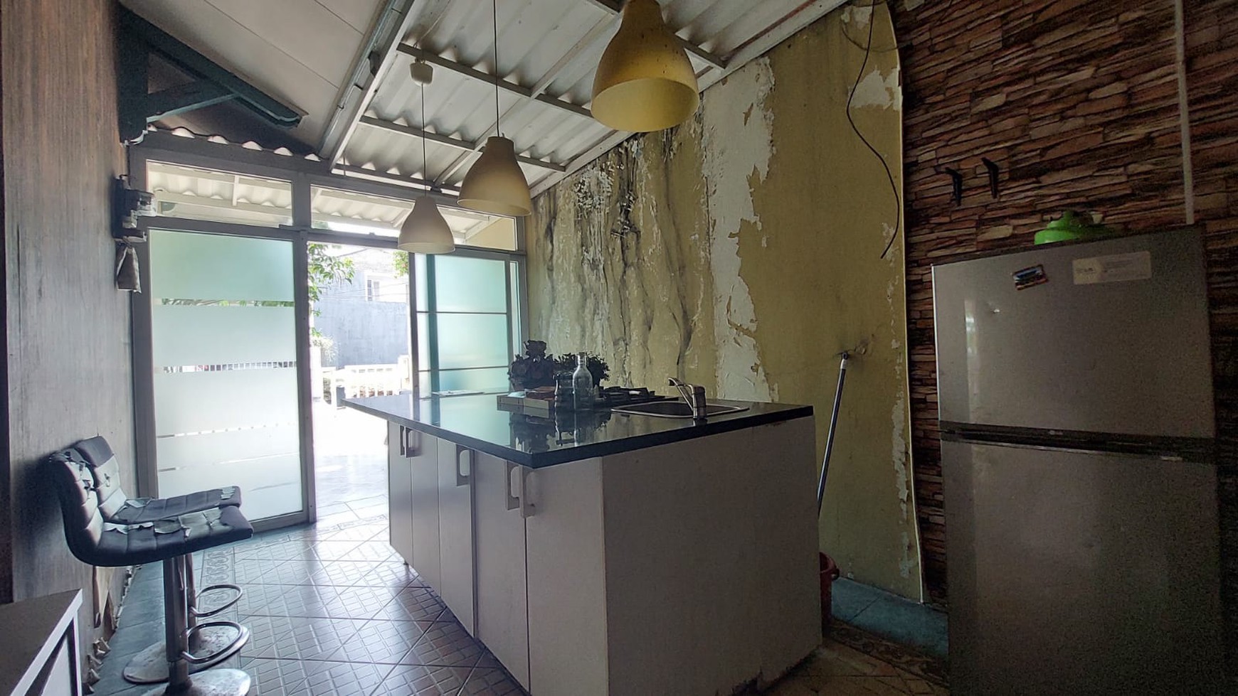 Rumah bagus, 2 lantai, lokasi dalam Cluster keamanan 24 jam di Bintaro