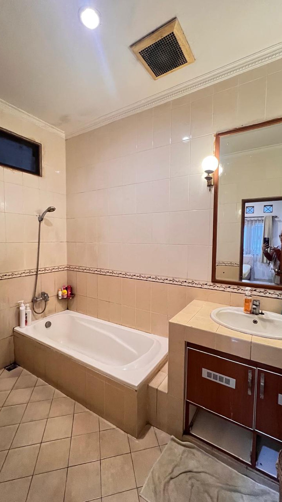 Rumah Bagus Siap Huni dan Lingkungan Asri di Puri Bintaro, Sektor 9