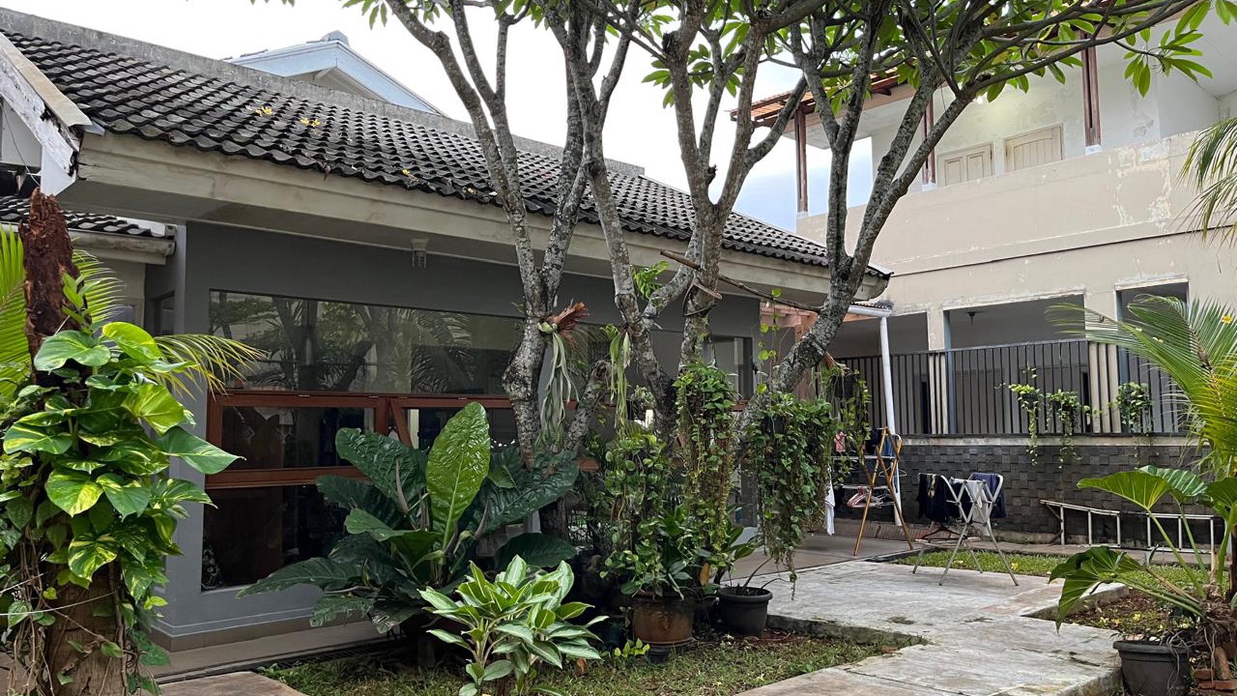 Rumah Bagus Di Mertilang Bintaro Jaya Sektor 9