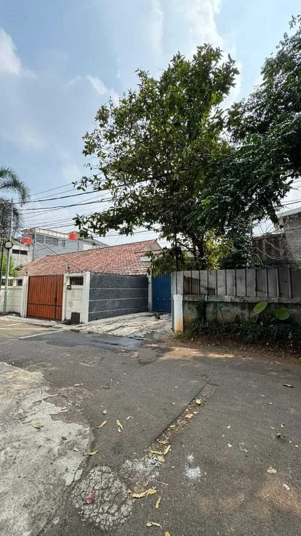 Rumah Strategis dibawah NJOP di Kemang Timur, Jakarta Selatan