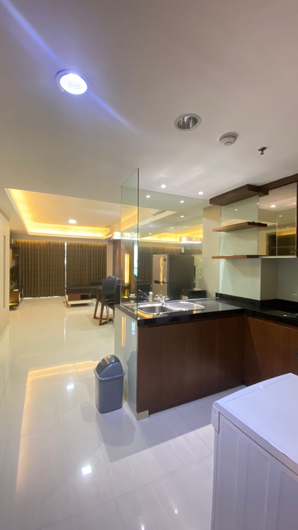 FOR SALE, APARTEMEN KEMANG VILLAGE TOWER INTERCON, Bagus, 2 BR, Full Furnished, Di Jalan Pangeran Antasari, Bangka Mampang Prapatan, Jakarta Selatan