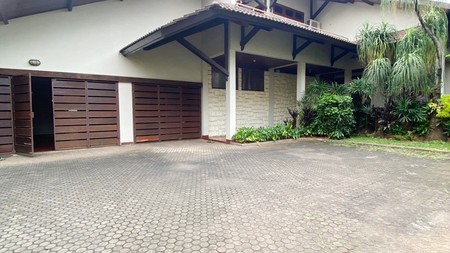 Rumah Bagus Di Jl Benda Raya Kemang, Jakarta Selatan