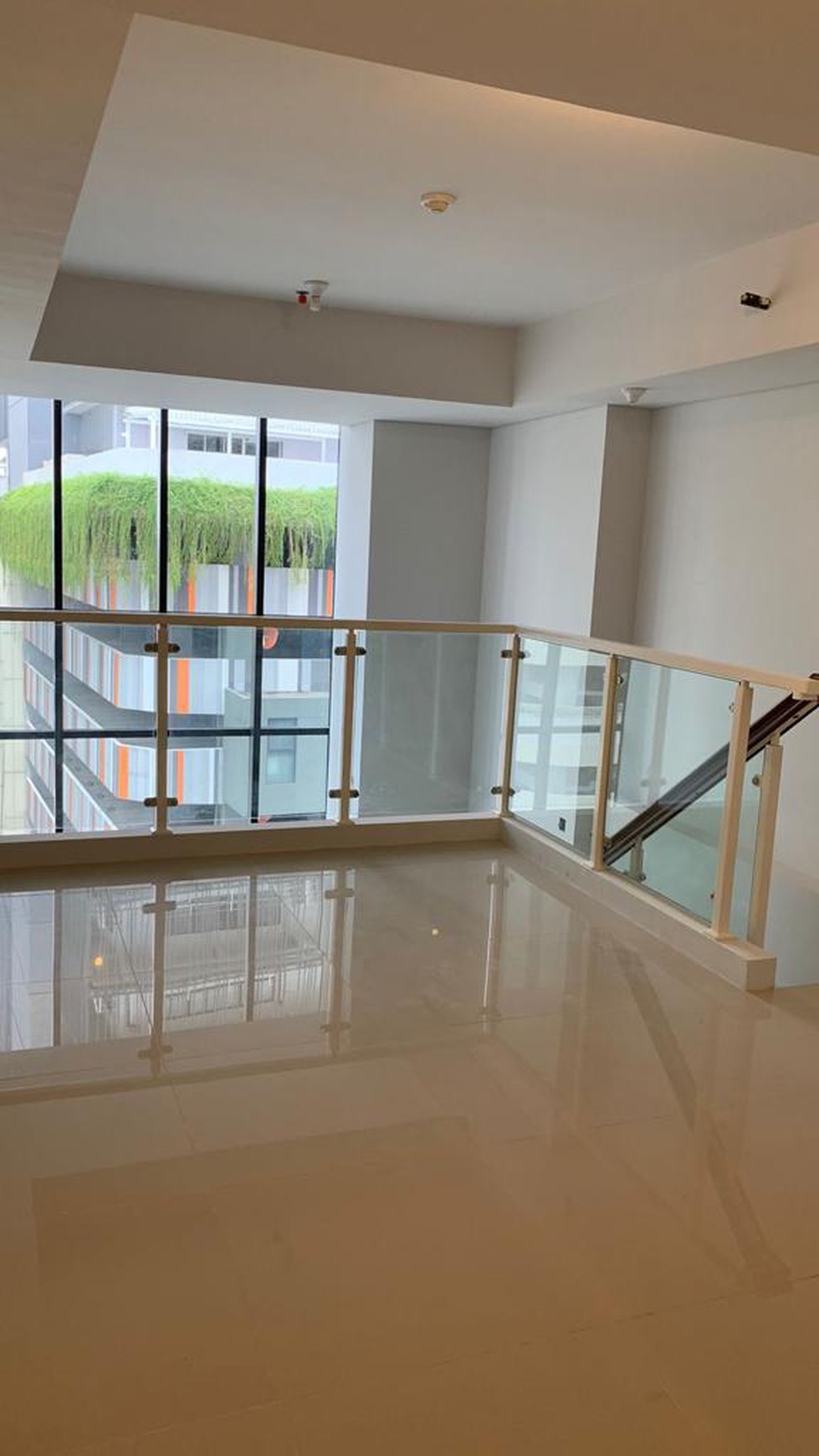 MURAH Dijual Apartemen Cornell SOHO UC Tipe LOFT - Universitas Ciputra Surabaya Barat 