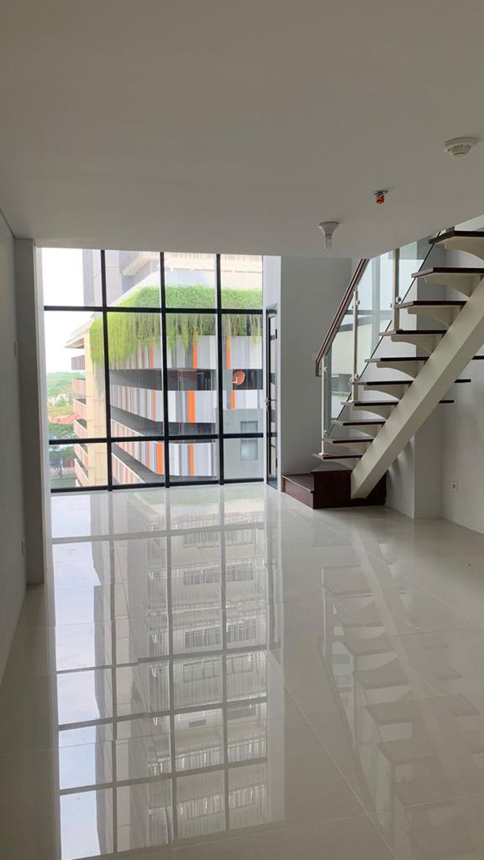 MURAH Dijual Apartemen Cornell SOHO UC Tipe LOFT - Universitas Ciputra Surabaya Barat 