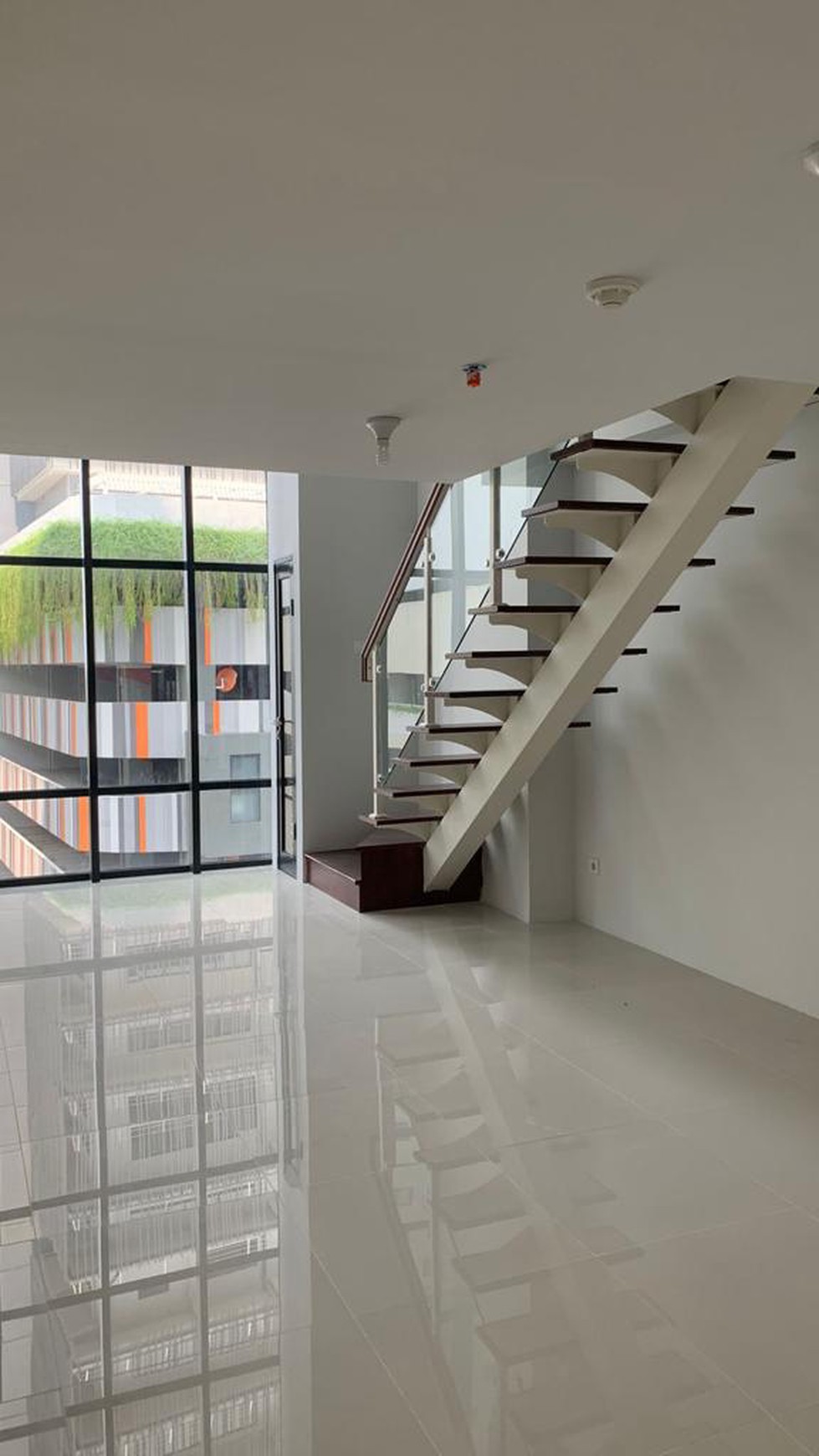 MURAH Dijual Apartemen Cornell SOHO UC Tipe LOFT - Universitas Ciputra Surabaya Barat 