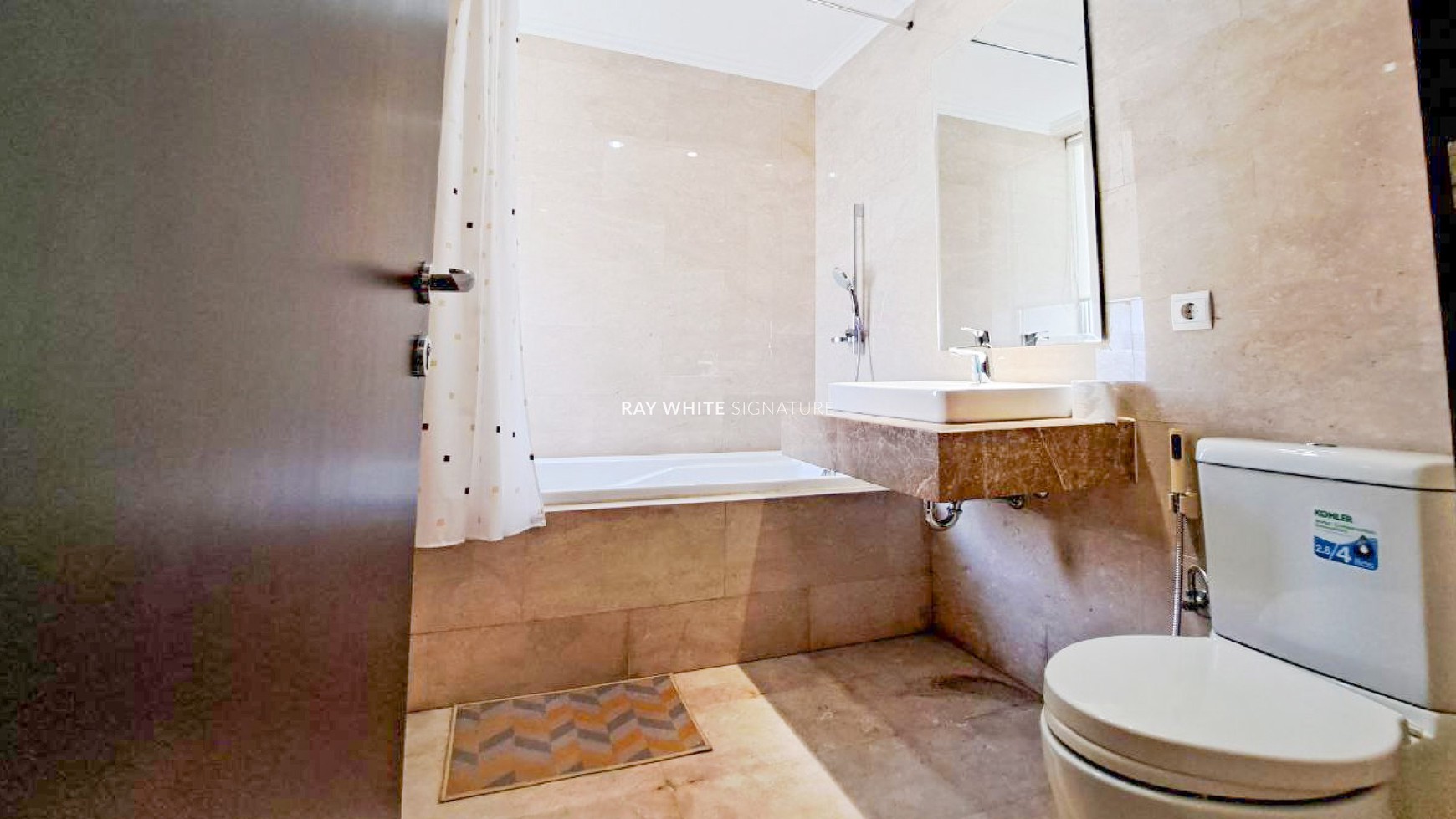 Rumah Hitung Tanah Area Cipete