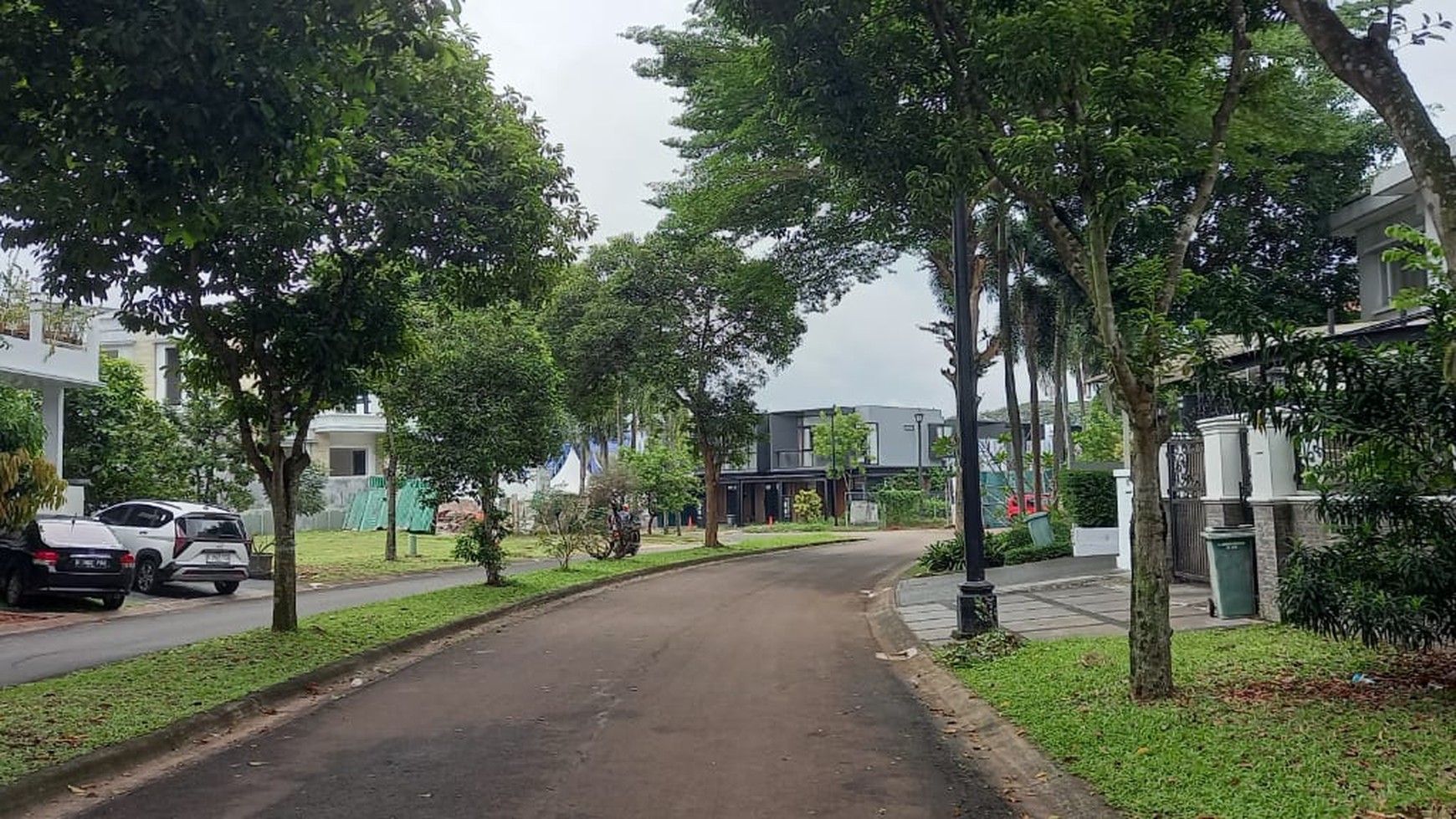 Dijual kavling di Suvarna Sutera Jl. Akasia 2 ,lokasi sangat strategis