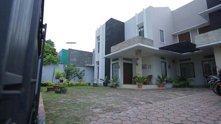 Di Jual Rumah Area Jak Sel