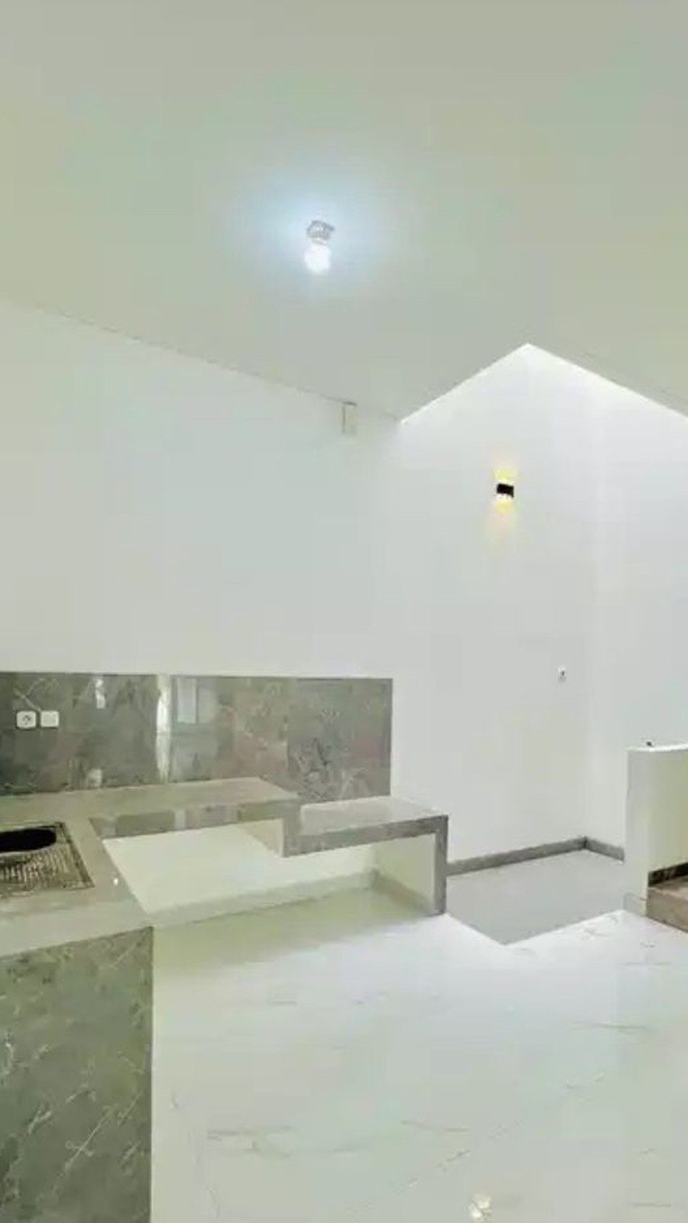 Dijual Rumah Pondok Tjandra cluster Mangga - Mini.alis Modern 2 Lantai