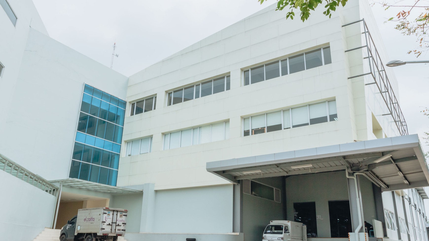 Gudang dan Gedung Kantor dekat Tol Pasir Koja Bandung