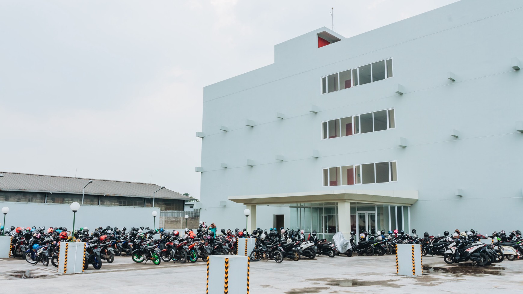 Gudang dan Gedung Kantor dekat Tol Pasir Koja Bandung