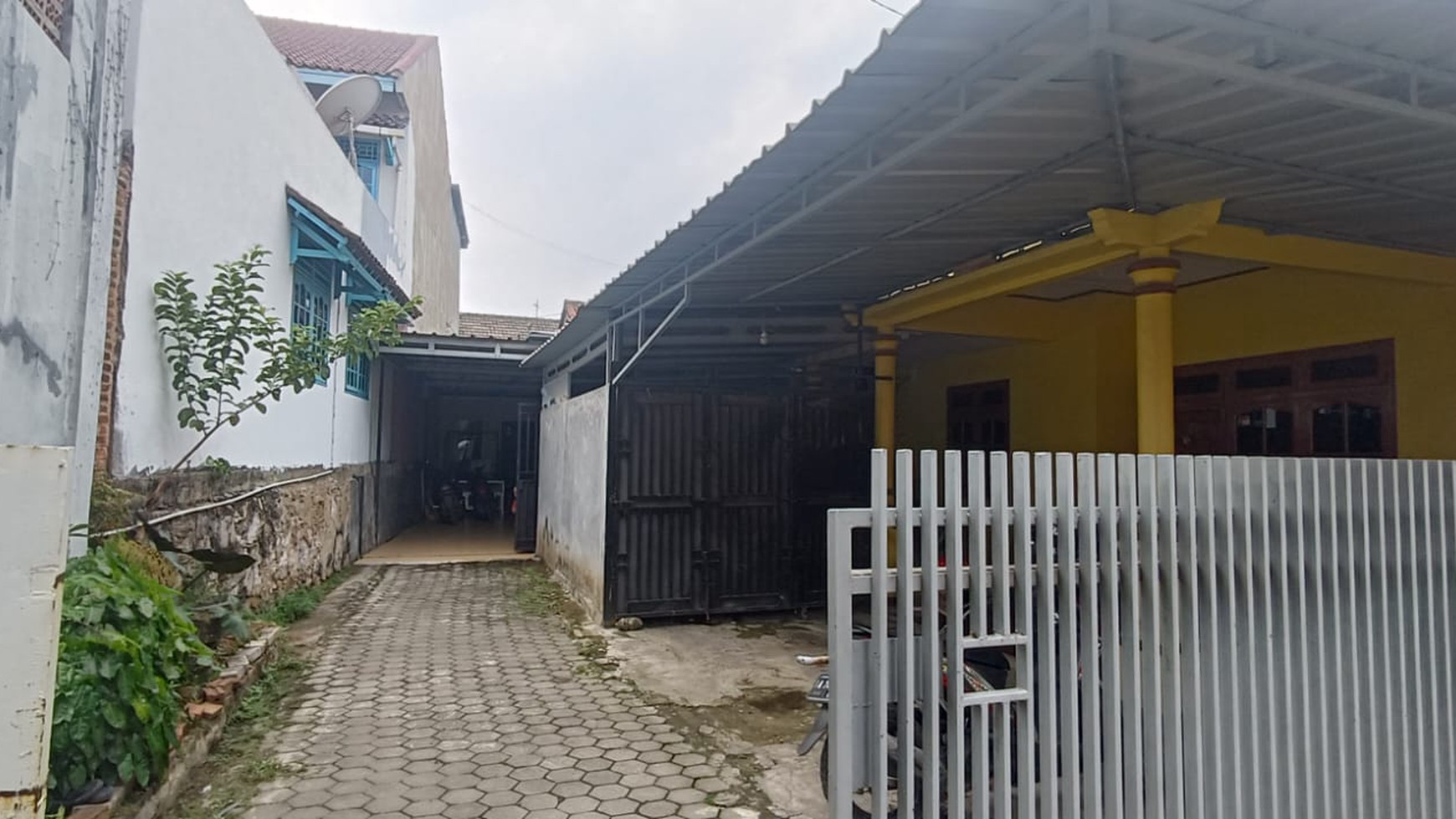 di jual rumah way halim