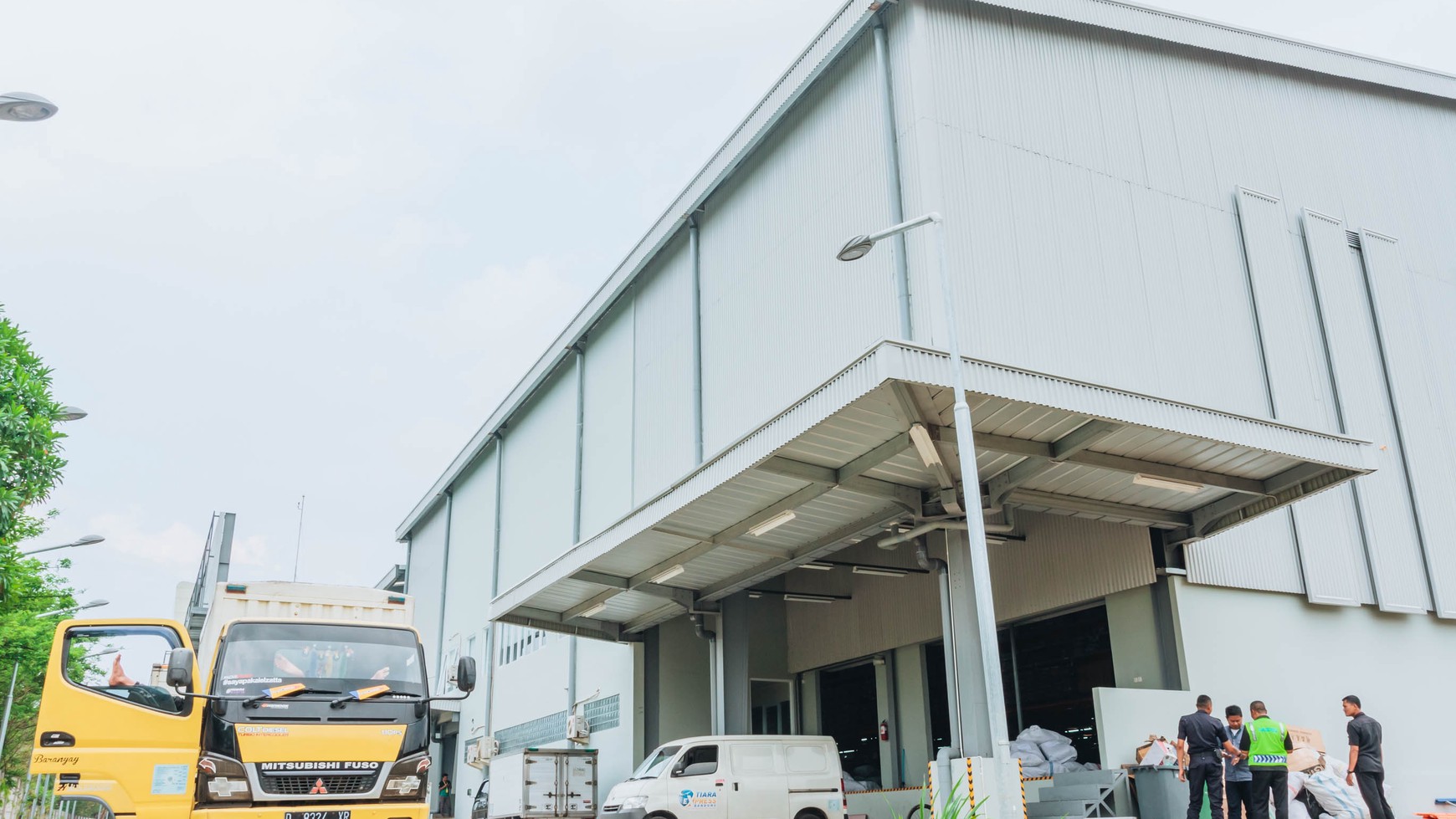 Gudang dan Gedung Kantor dekat Tol Pasir Koja Bandung