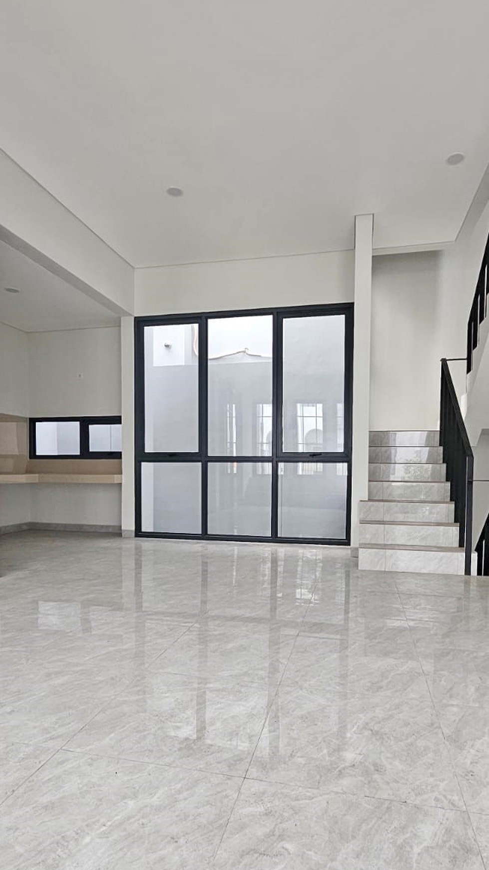 Dijual Rumah Cantik Modern di Greenwich Cluster Aether BSD City